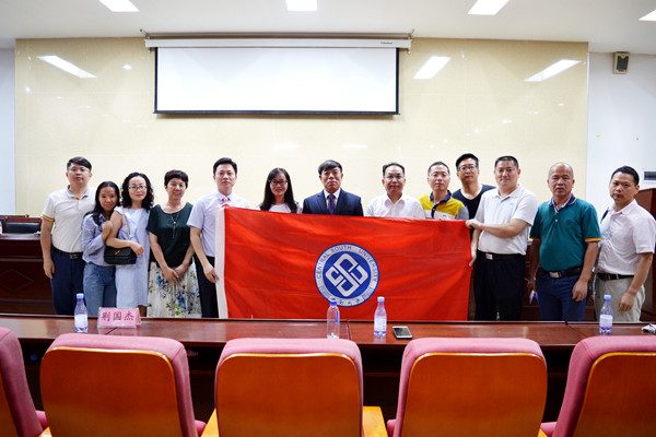 “青春领航”系列活动