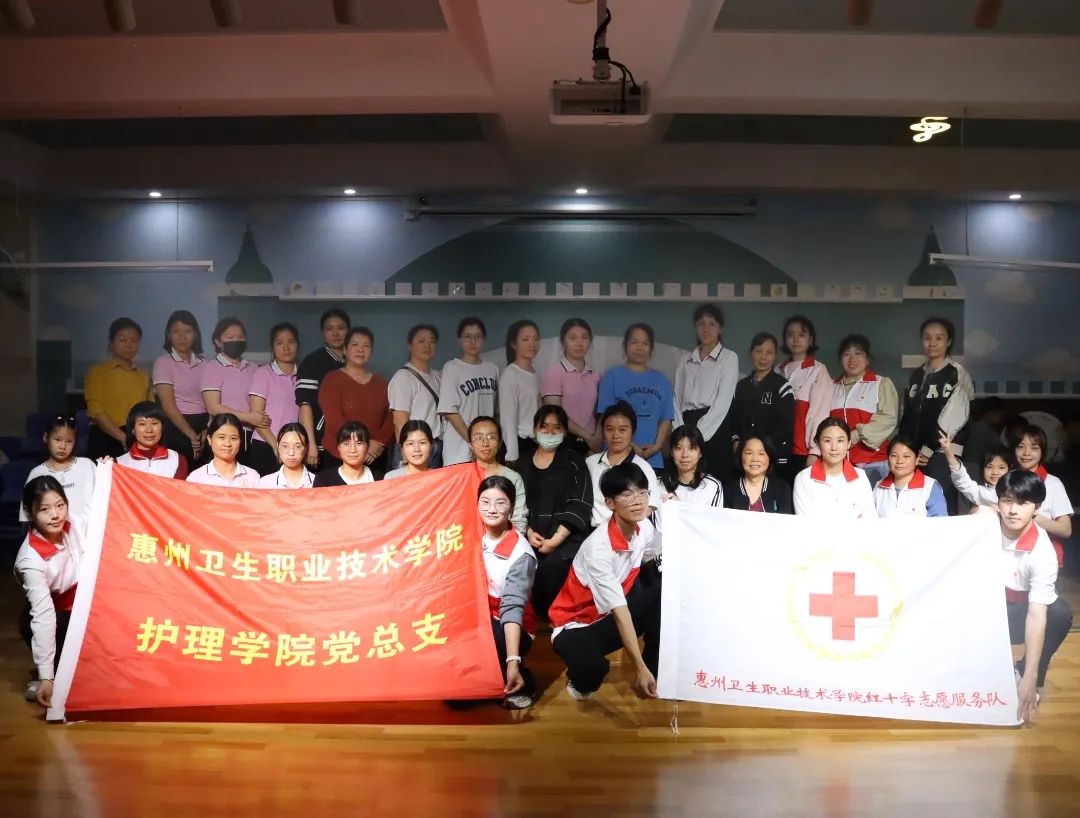 三月春风处处暖，雷锋精神代代传｜护理学院雷锋月系列活动